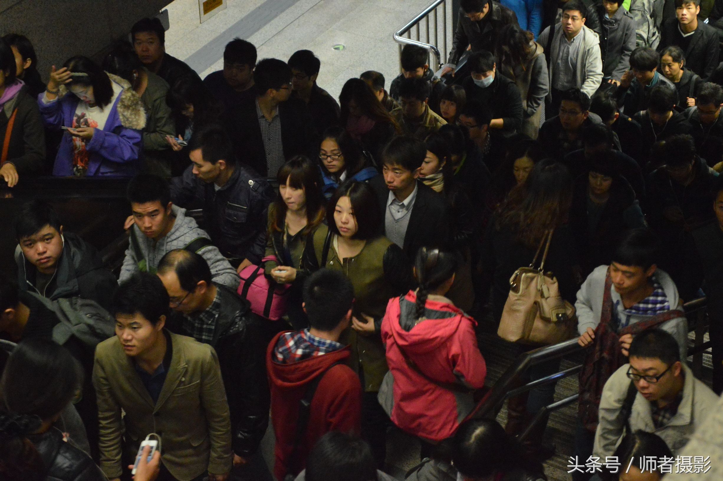 北京一号地铁拥挤,北京四惠地铁站拥挤
