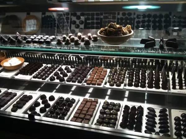 冬天来一杯热可可,冬天这么冷来一杯奶茶暖心