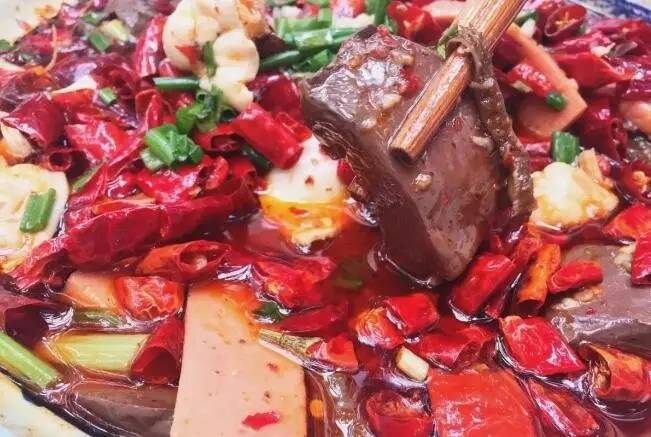 不要再问逛街吃啥子咯！最新最全的春熙路美食攻略在此！