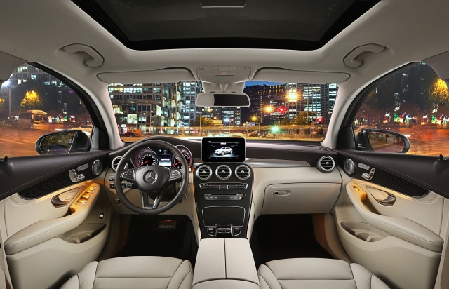 X4不再孤单，因为有位名叫GLCCoupe的新同桌来了