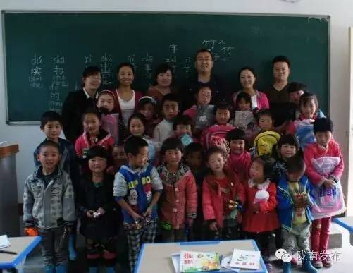 脱贫攻坚战上的巾帼担当,脱贫路上展现巾帼风采