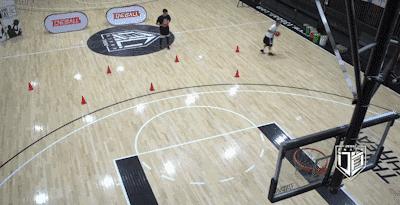 王仕鹏运球走步视频,王仕鹏改投篮姿势