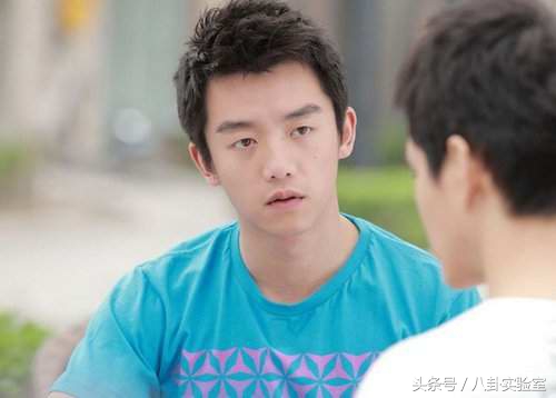 郑恺富二代疯狂追求女神,富二代郑恺