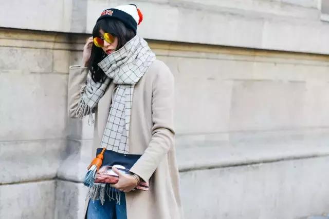 杨幂同款的围巾真洋气,杨幂同款格子围巾