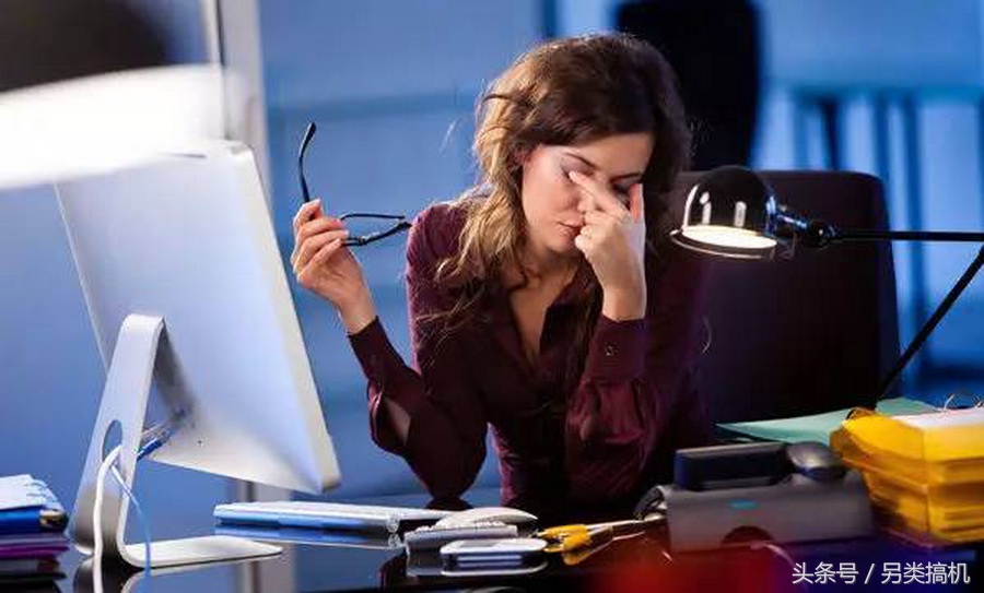 电脑屏幕颜色调整标准,电脑防近视颜色设置