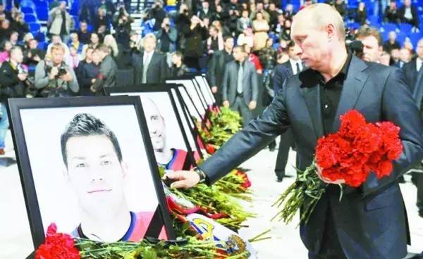 飞机坠落巴甲球队,巴甲空难最新消息