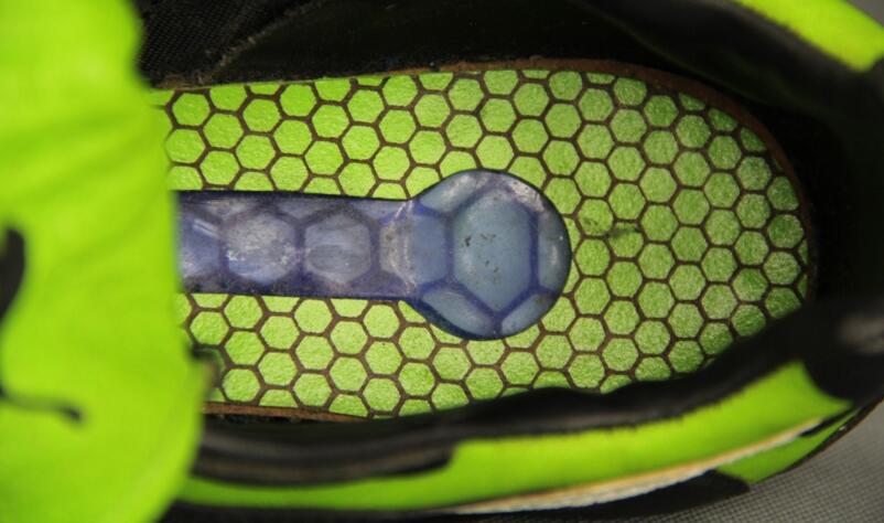 彪马足球鞋顶级和高端的区别,彪马最好的足球鞋