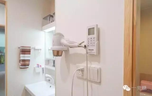 带浴缸三分离卫生间装修效果图,家装优秀案例布置