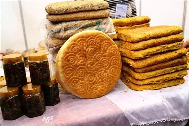 明天别睡懒觉和乌鲁木齐晚报君一起逛且逛且冬博会去