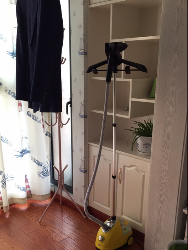 电熨斗和挂烫机的区别,电熨斗跟挂烫机哪个好用