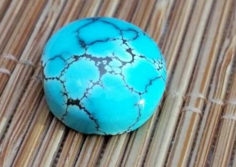 真正的乌兰花绿松石,顶级乌兰花绿松石是怎样的