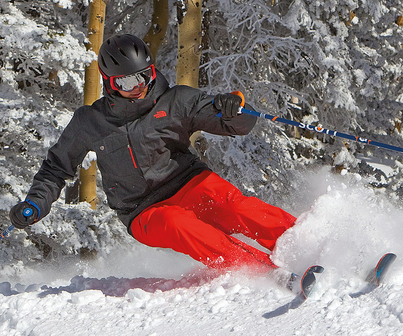 滑雪服品牌推荐单板,ak滑雪服什么品牌