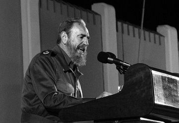 卡斯特罗传奇人生暗杀634次,卡斯特罗的传奇人生