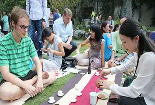 被遣返回国需要什么手续,怎么才不会被遣返回国