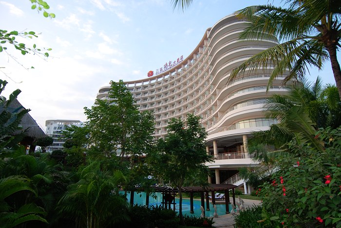 三亚亚龙湾400元左右一晚酒店推荐,三亚3000包吃住最好的酒店公寓