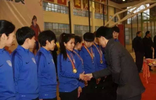 北中医女子足球队夺冠,海棠女子足球队