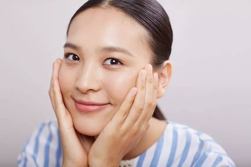 萧瑟冬日中的一抹生机,萧瑟冬季带给你无限温暖