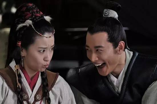 25出道29岁走红，“暖男专业户”的他如今又在用这个角色暖你……