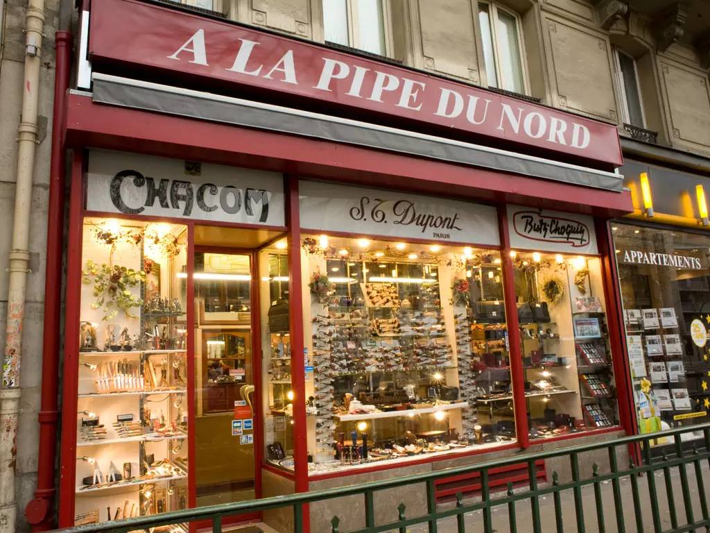 抽烟没格调、雪茄太做作,为什么不试下烟斗