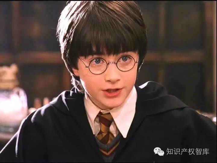 从身无分文到亿万富翁,英国女王最完美人生