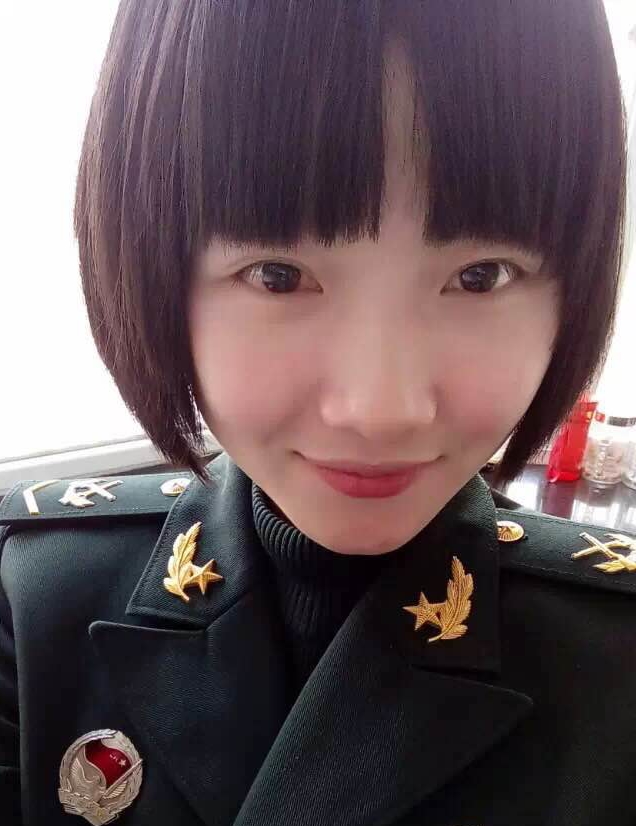 退伍女兵漂亮的照片,退伍仪仗女兵视频
