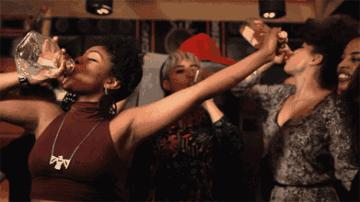 收下这个金闪闪的少女梦吧