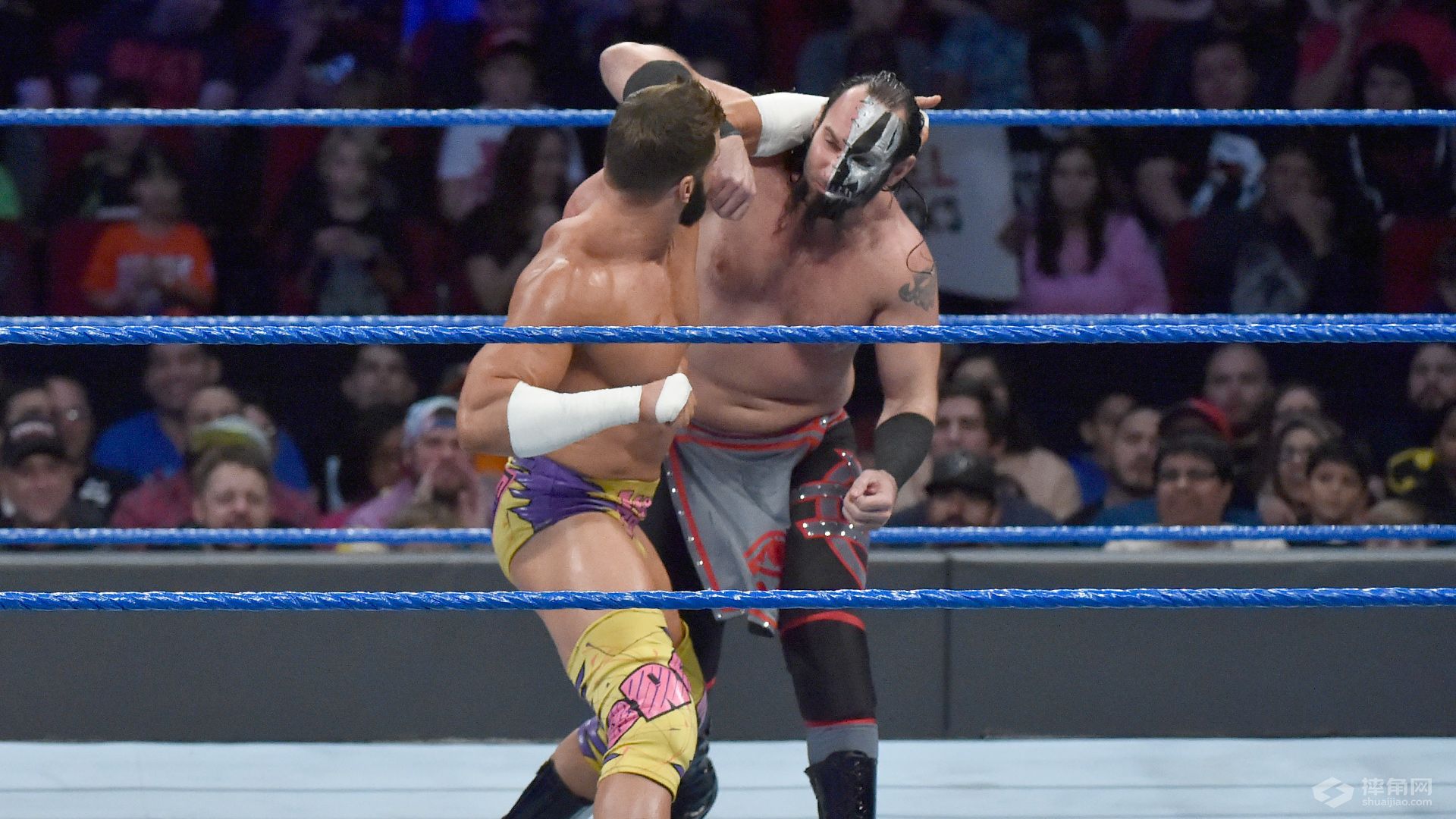 WWE驸马爷风云决战RVD！凯恩抛摔毕雪夫获全场欢呼！