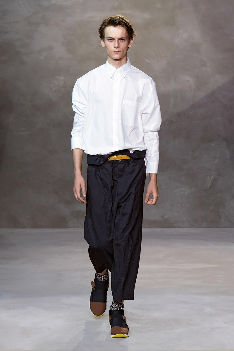 marni设计师,设计师marni