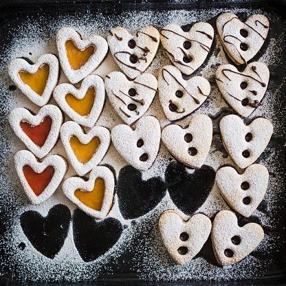 痛经时喝热水还是红糖水好,痛经喝红糖水无效那么应该怎么办