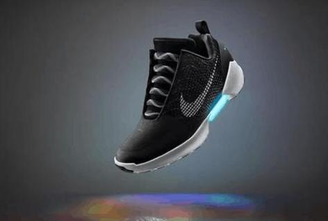 回到未来耐克鞋自动系鞋带,耐克智能鞋自动系鞋带