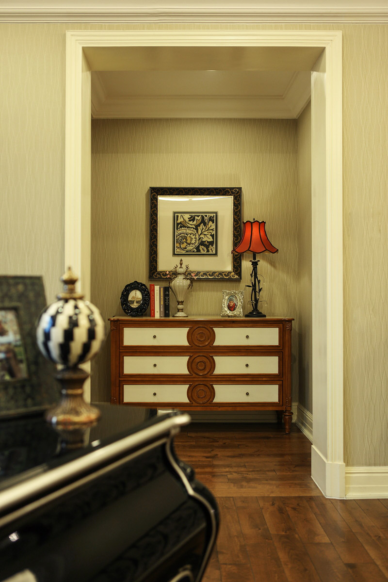 豪华房子3居室欧式别墅,27年最新复式欧式别墅