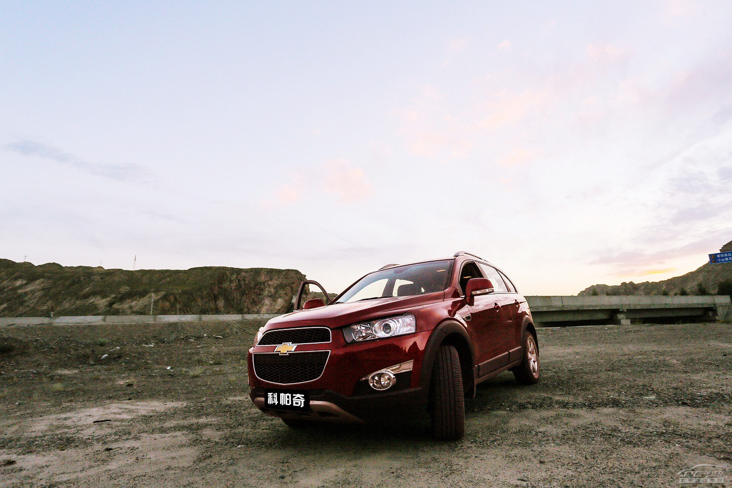 三菱欧蓝德和雪佛兰科帕奇哪个好,09欧蓝德vs09科帕奇