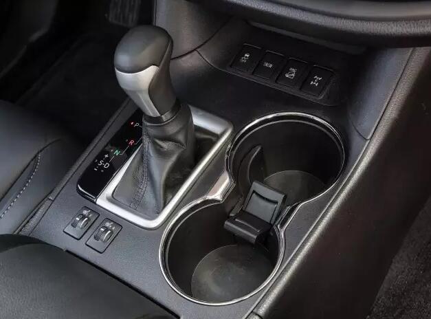 7座汉兰达2023款最新款,2022款汉兰达7座入门款