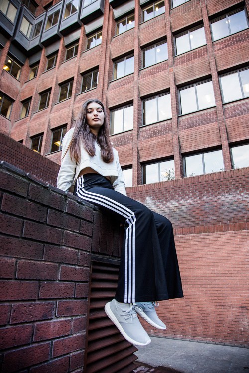 三叶草tubular平替,三叶草tubulardoomsock