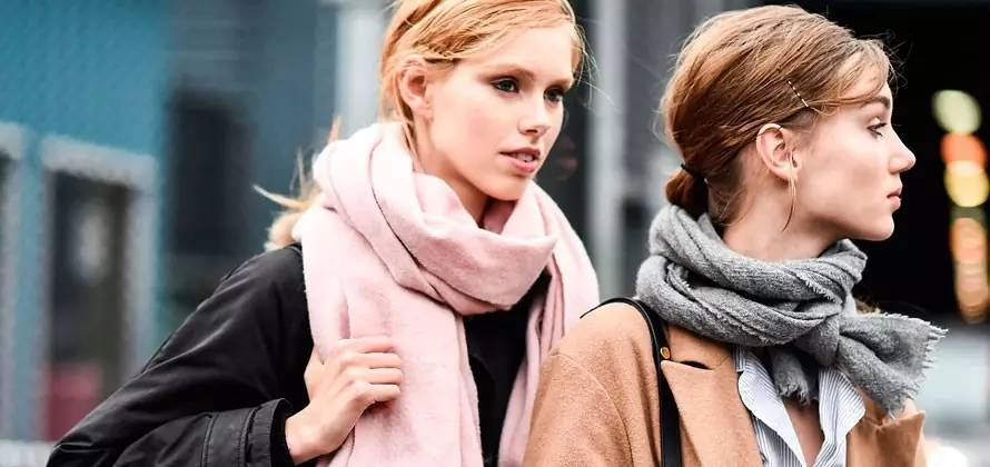 围巾发型,围巾配什么发型最好看