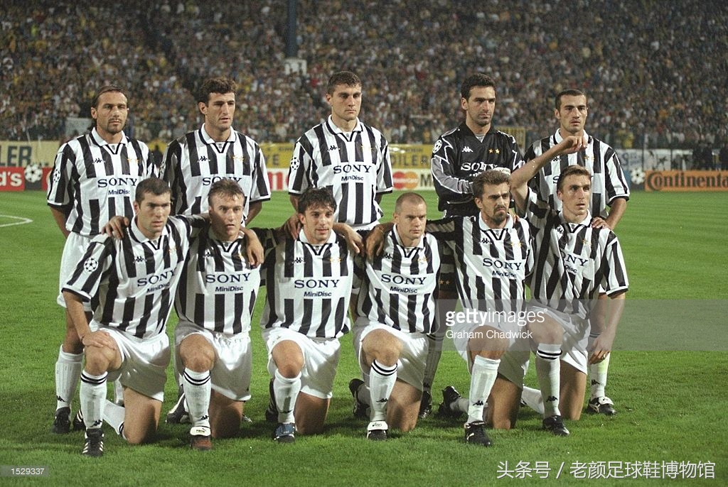 西班牙足球鞋便宜,西班牙足球鞋怎么样