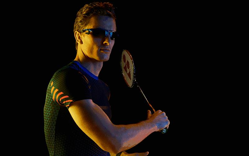 戴了20年的眼镜终于可以摘下来了,戴鼻托掉了的眼镜