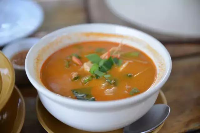 普吉岛最好吃的街头肉,普吉岛7-11必买美食