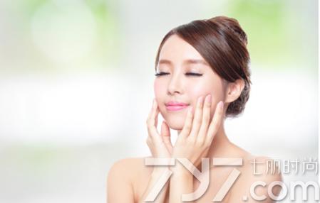 晒太阳皮肤痒怎么回事,太阳晒后皮肤发痒是怎么回事