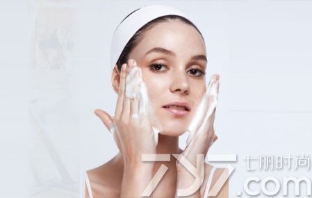 大宝晚霜对皮肤有影响吗,大宝晚霜能当日霜用吗