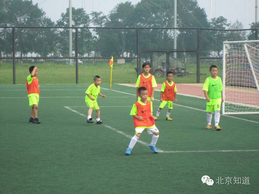 贝克汉姆在阿森纳踢过球吗,贝克汉姆足球教学