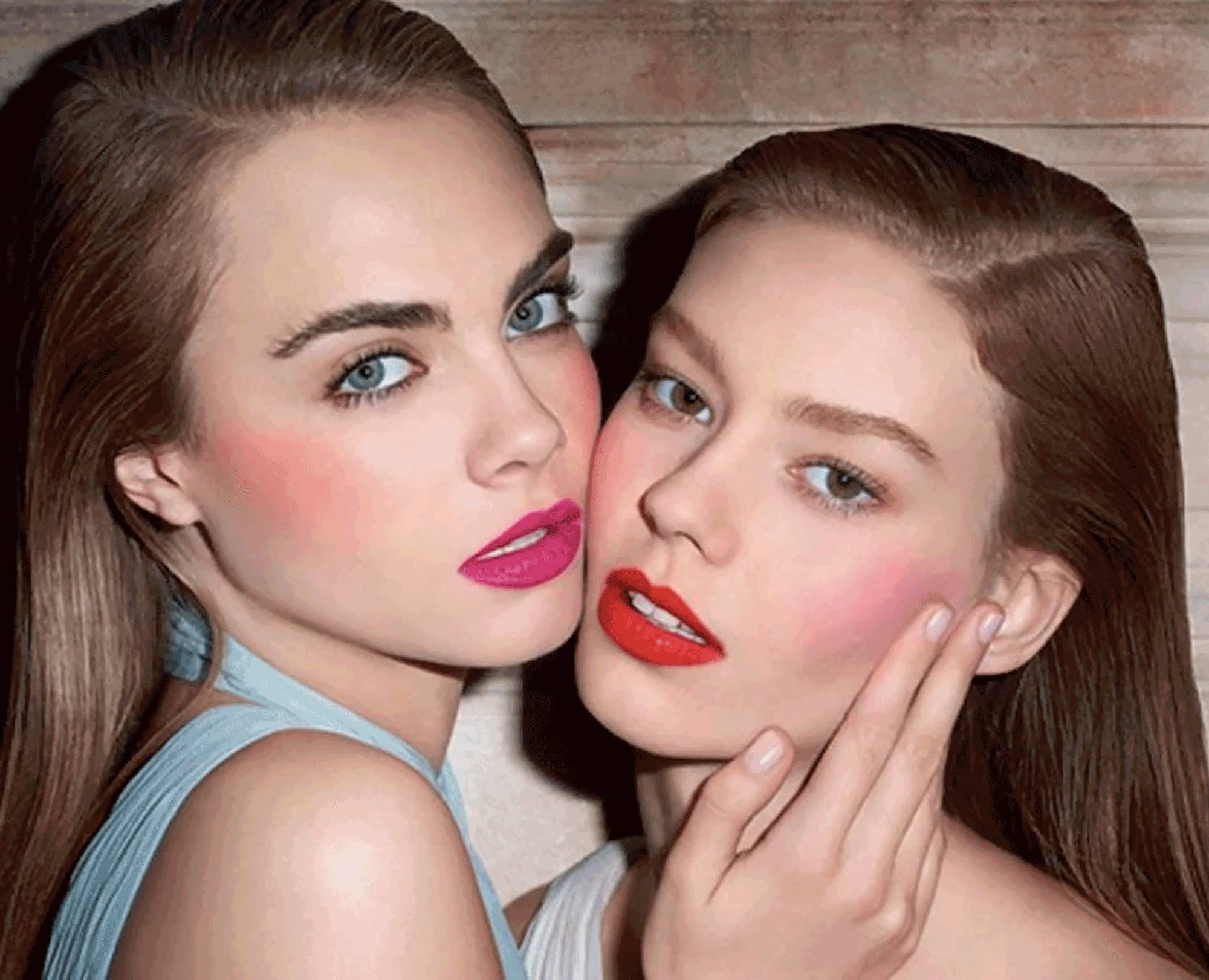 收下这个金闪闪的少女梦吧