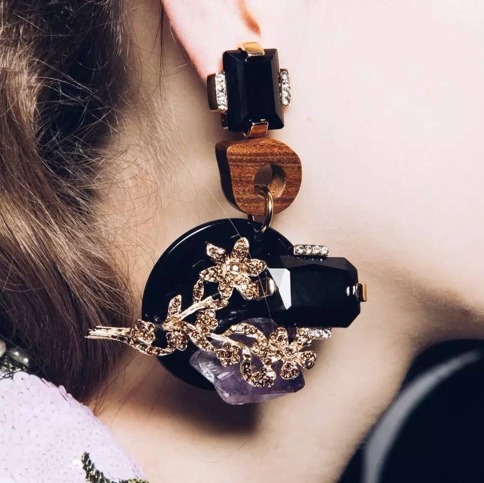 礼物季|其实,她最想要的礼物都在这了……