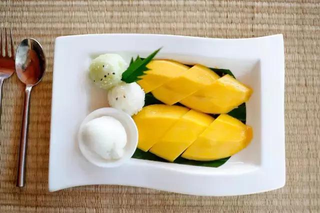 普吉岛最好吃的街头肉,普吉岛7-11必买美食