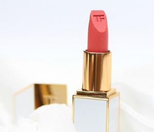 卡姿兰口红哪个色号适合素颜,兰蔻口红哪个色号适合素颜