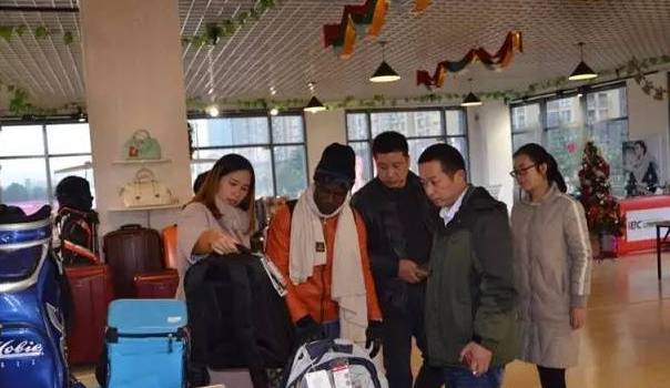 一位皮具老板的年末总结：一年比一年迷茫