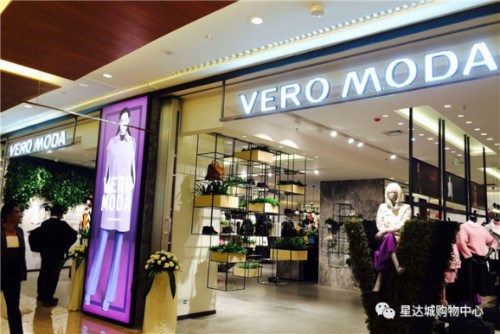 传统与时尚完美结合的华服,逛过西安这些潮牌店