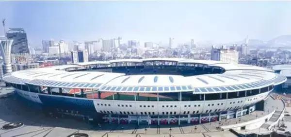 中国第一个现代体育场,中国球场第一名是哪个