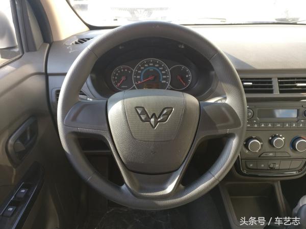 五菱之光v后驱,五菱之光v的优缺点