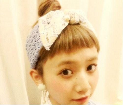 时尚发带怎么戴才好看,时尚潮流发带教程